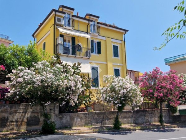 appartamento in vendita a Loano