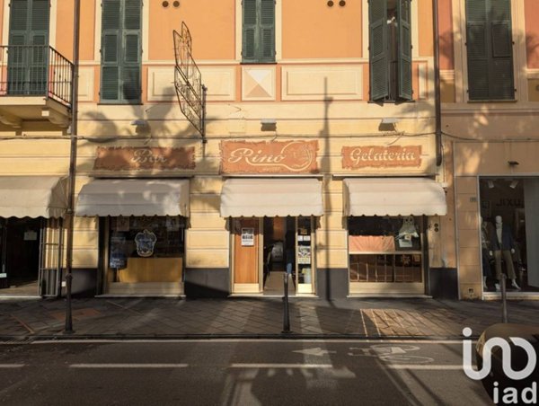 negozio in vendita a Loano