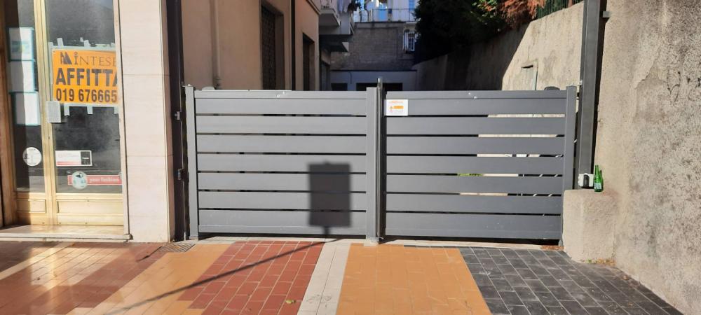 negozio in vendita a Loano