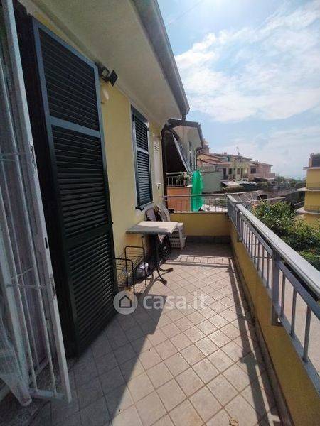 casa indipendente in vendita a Loano