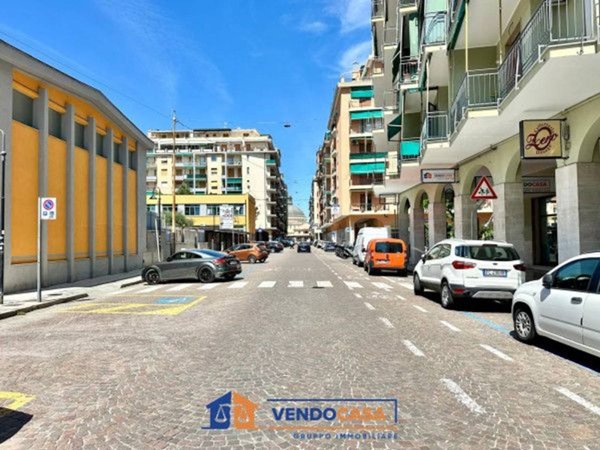 negozio in vendita a Loano