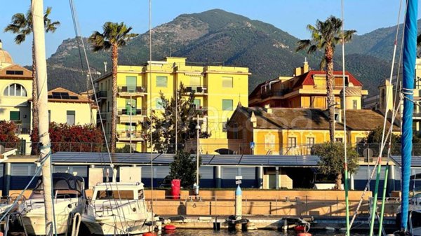 appartamento in vendita a Loano