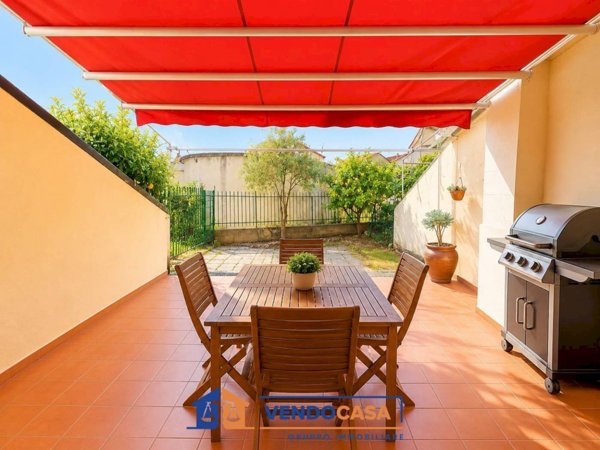 casa indipendente in vendita a Loano