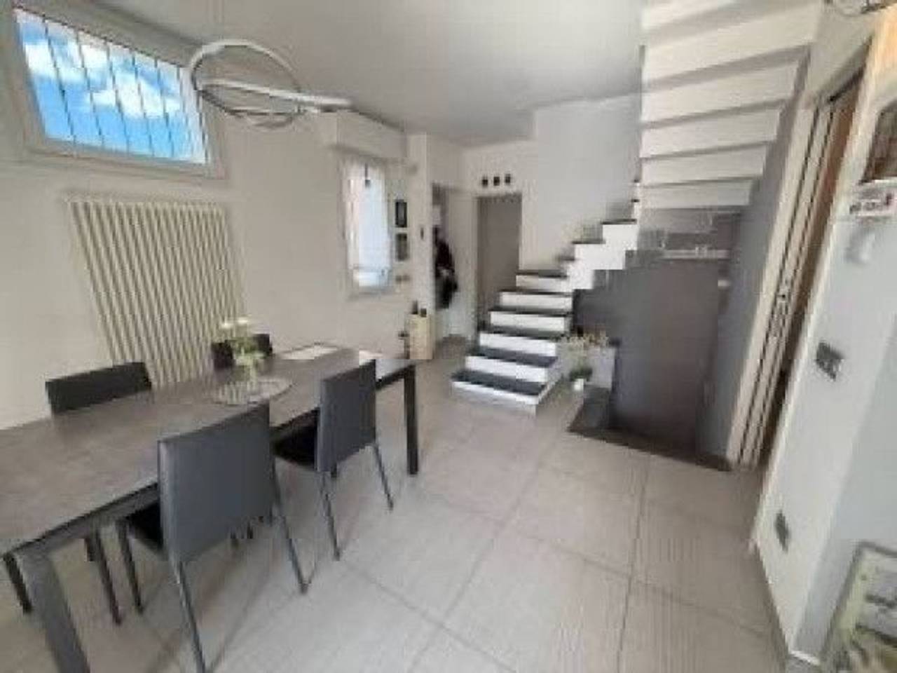 casa indipendente in vendita a Loano