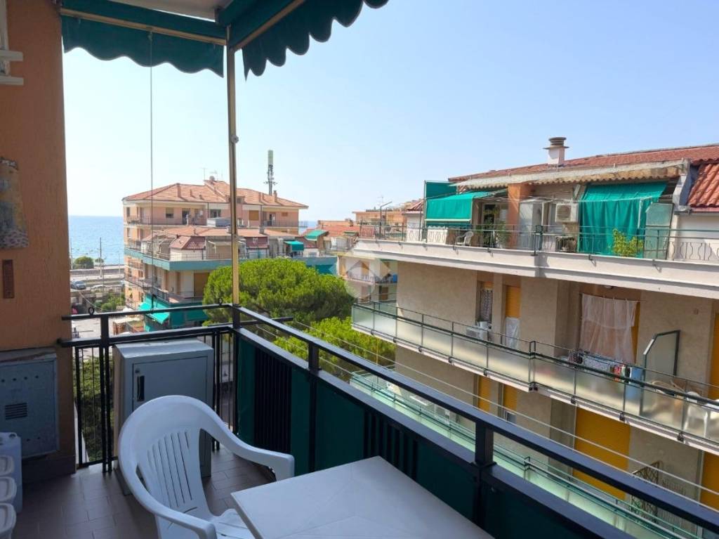 appartamento in vendita a Loano