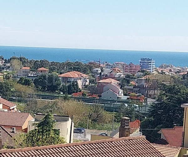 appartamento in vendita a Loano
