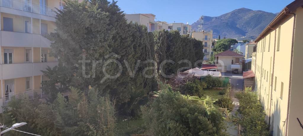 appartamento in vendita a Loano