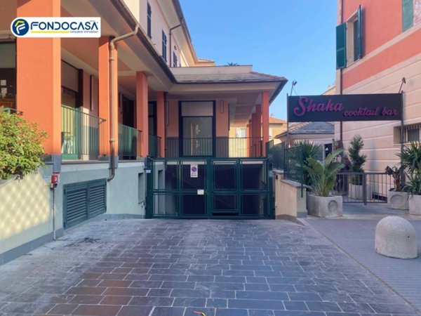 box auto in vendita a Loano