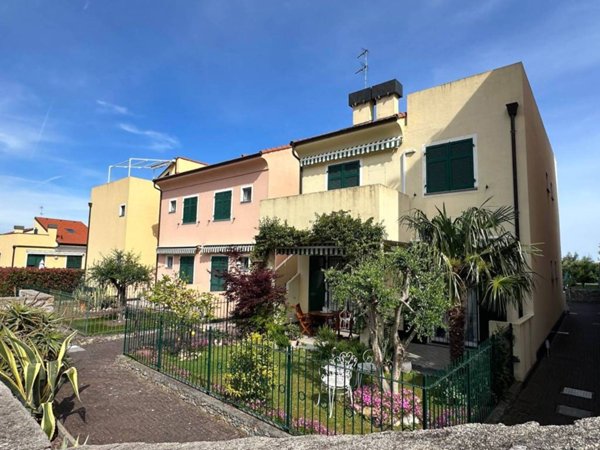 appartamento in vendita a Loano