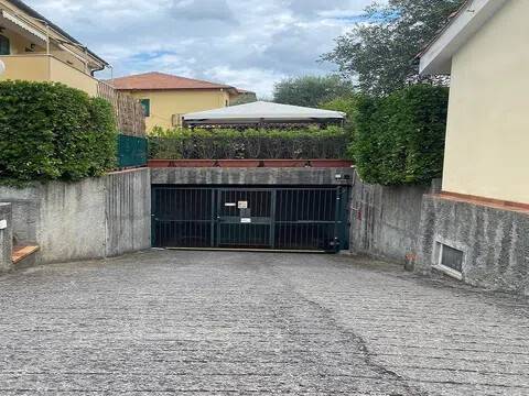 box auto in vendita a Loano