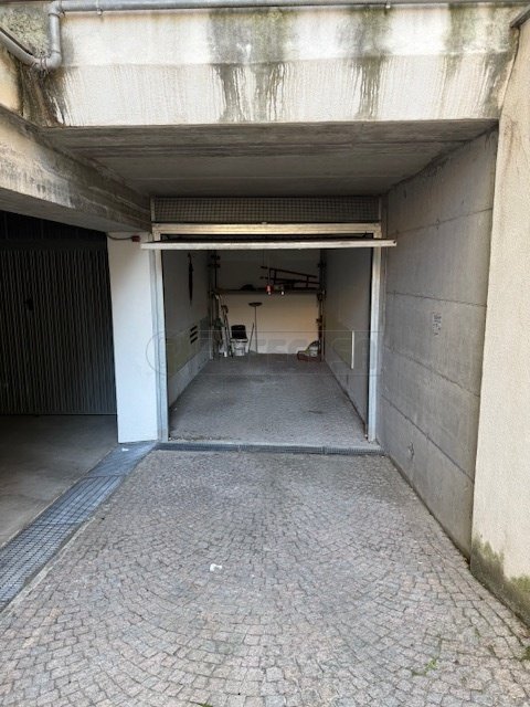 box auto in vendita a Loano