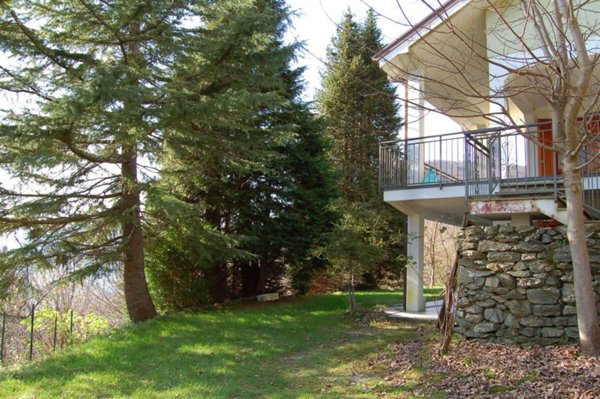 casa indipendente in vendita a Magliolo in zona Canova