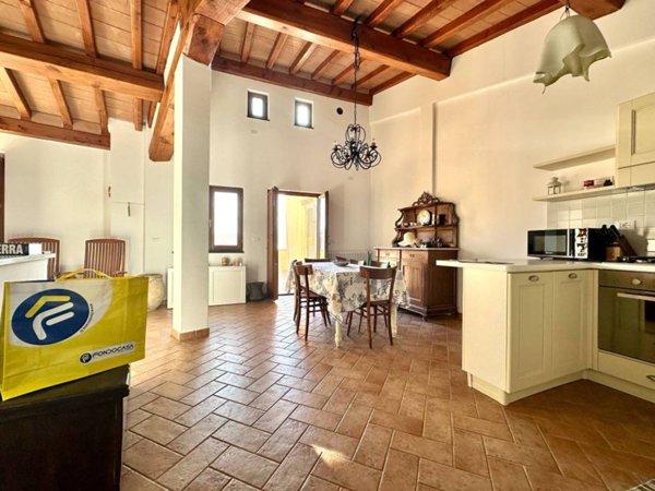 casa indipendente in vendita a Magliolo