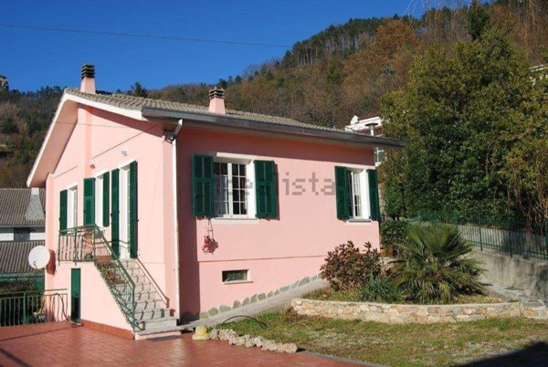 casa indipendente in vendita a Magliolo