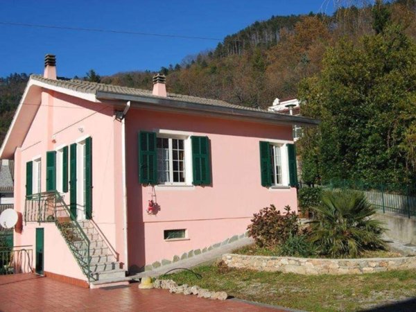 casa indipendente in vendita a Magliolo