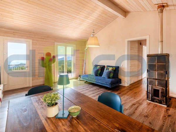 casa indipendente in vendita a Magliolo