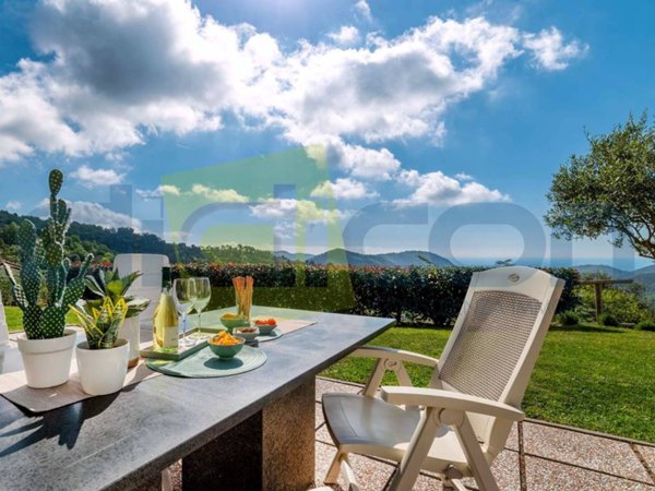 casa indipendente in vendita a Magliolo