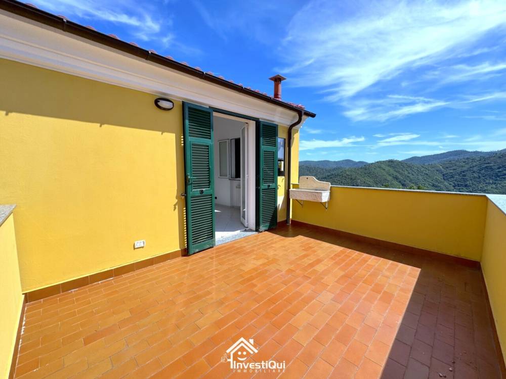 appartamento in vendita a Magliolo in zona Canova