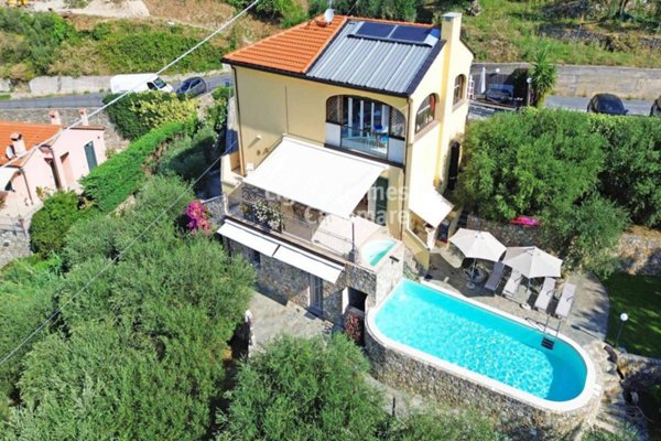 appartamento in vendita a Magliolo in zona Canova