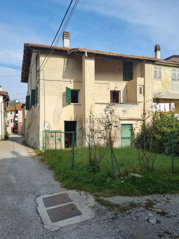 pentavano in vendita a Mallare in zona Eremita