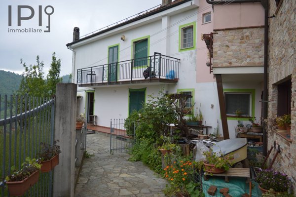 casa indipendente in vendita a Mallare in zona Montefreddo