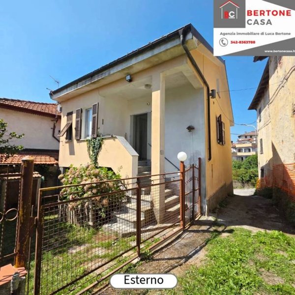 casa indipendente in vendita a Mallare