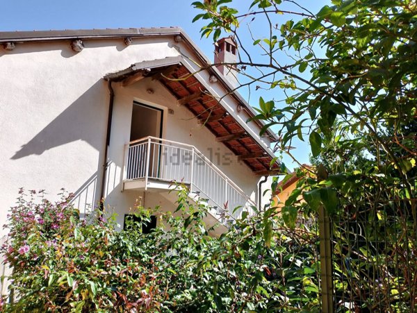 casa indipendente in vendita a Mallare in zona Bertoni