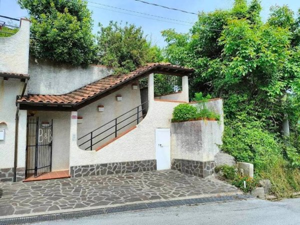 casa indipendente in vendita a Mallare in zona Montefreddo