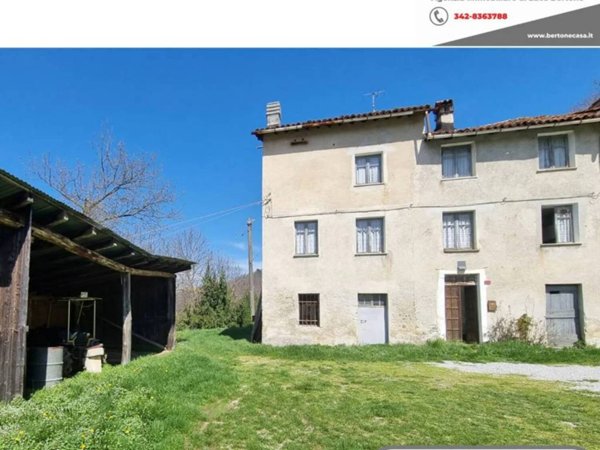 casa indipendente in vendita a Mallare