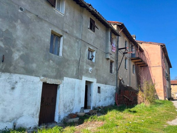 casa indipendente in vendita a Mallare