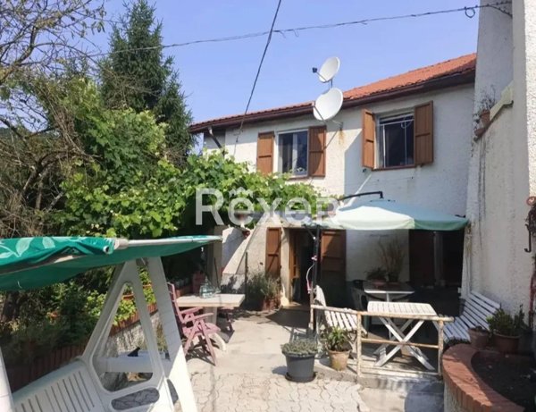 casa semindipendente in vendita a Mallare in zona Olano