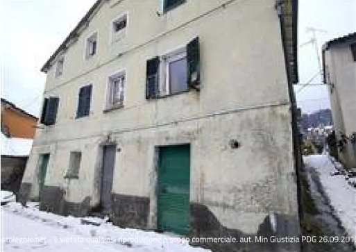 casa indipendente in vendita a Mallare in zona Fucine
