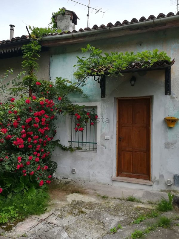 casa semindipendente in vendita a Mallare