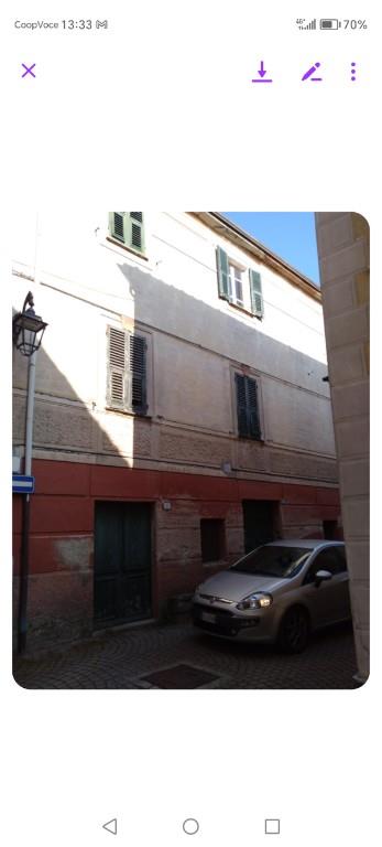 casa indipendente in vendita a Mallare