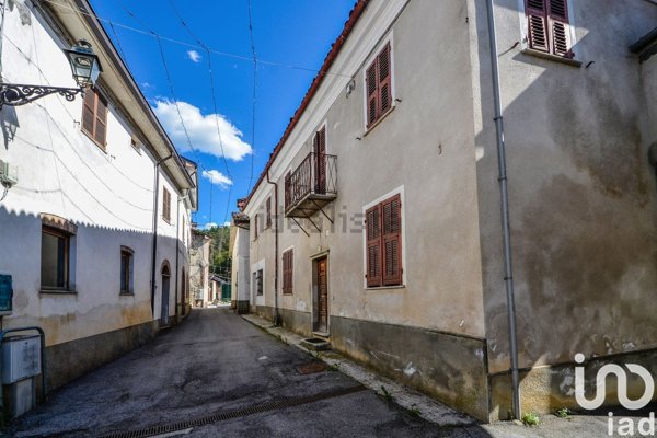 casa semindipendente in vendita a Massimino