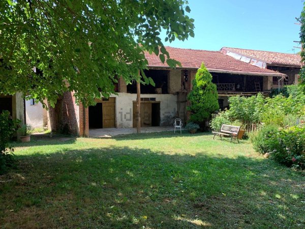 casa indipendente in vendita a Massimino