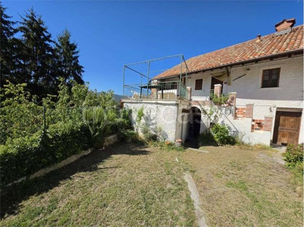casa indipendente in vendita a Massimino