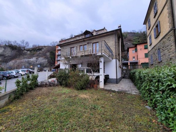 casa indipendente in vendita a Millesimo