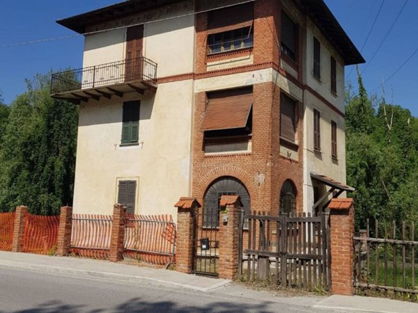 casa indipendente in vendita a Millesimo