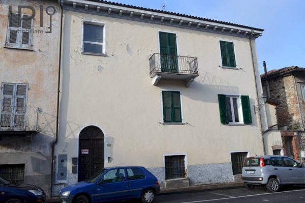 casa indipendente in vendita a Millesimo