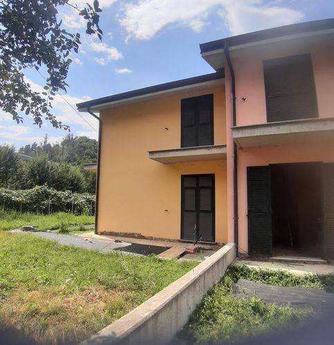 casa indipendente in vendita a Millesimo