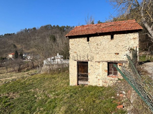 casale in vendita a Millesimo in zona Acquafredda