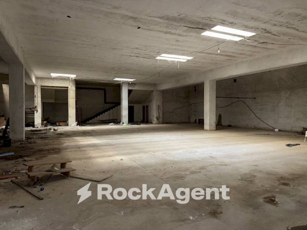 locale di sgombero in vendita a Millesimo