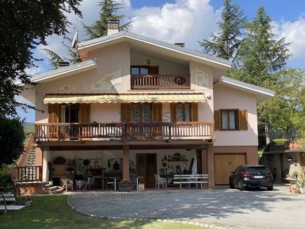 casa indipendente in vendita a Millesimo