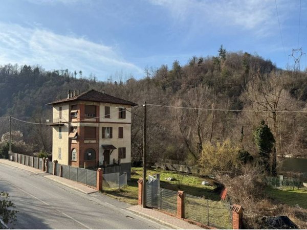casa indipendente in vendita a Millesimo