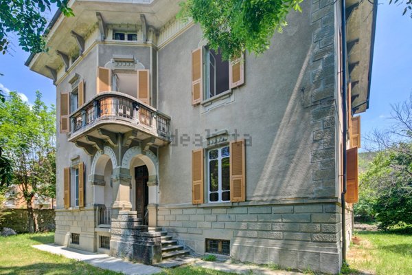 casa indipendente in vendita a Millesimo in zona Braia