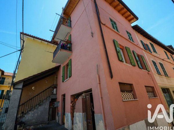 casa indipendente in vendita a Millesimo in zona Braia