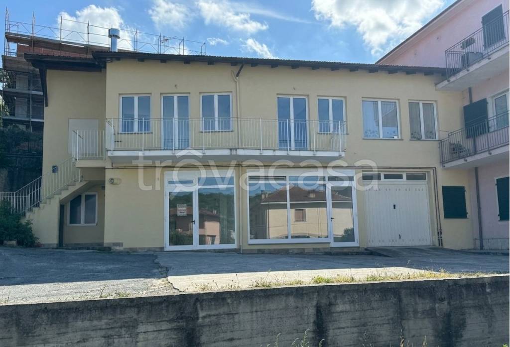 box auto in vendita a Millesimo in zona Braia