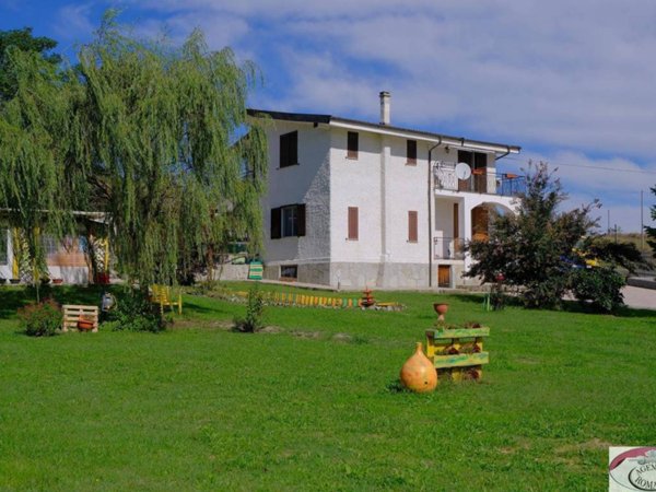 casa indipendente in vendita a Mioglia