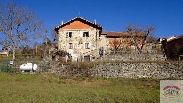 casale in vendita a Mioglia